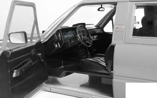 RC4WD 1985 Toyota 4Runner Dashboard RC4WD — image 2 of 7