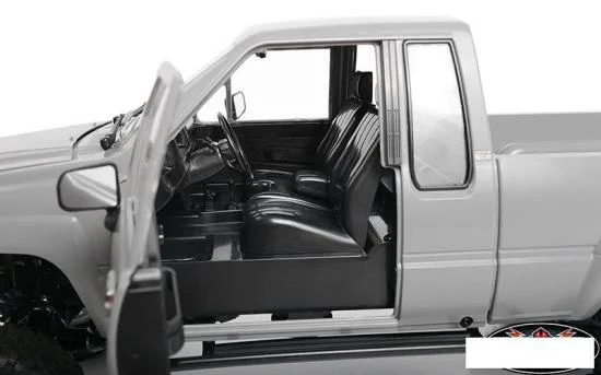 RC4WD 1987 Toyota XtraCab Interior RC4WD — image 3 of 5