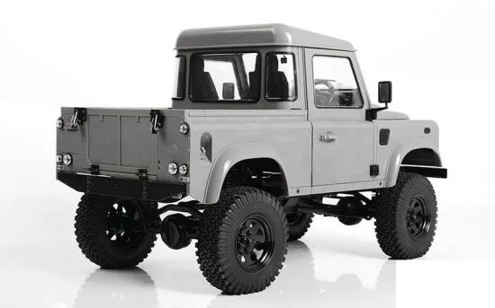 RC4WD 2015 Land Rover Defender D90 Truck Cab RC4WD — image 6 of 6
