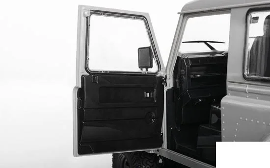 RC4WD 2015 Land Rover Defender D90 Interior/Dash and Door Panels RC4WD — image 2 of 5