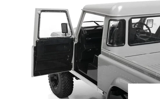 RC4WD 2015 Land Rover Defender D90 Interior/Dash and Door Panels RC4WD — image 4 of 5