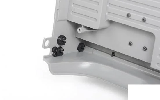 RC4WD 2015 Land Rover Defender D90 Light and Grill Details RC4WD &mdash; image 2 of 7