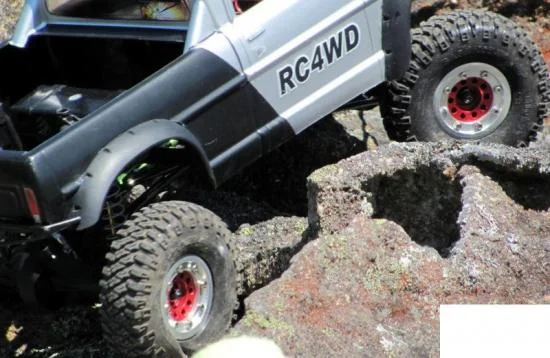 RC4WD Mickey Thompson 1.9 Single Baja MTZ Scale Tire &mdash; image 3 of 6