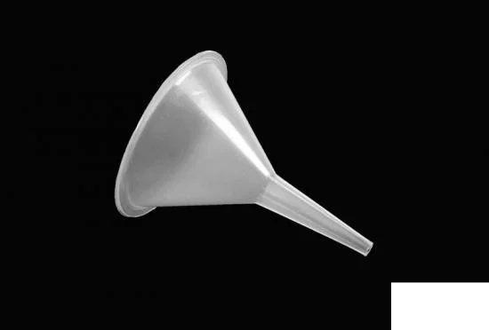 Hydraulic Oil Funnel RC4WD — image 3 of 5