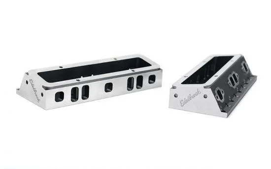 RC4WD Edelbrock Cylinder Heads for V8 Motor RC4WD — image 2 of 4