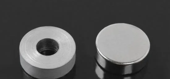 RC4WD Magnet and Metal Mounts — image 2 of 6