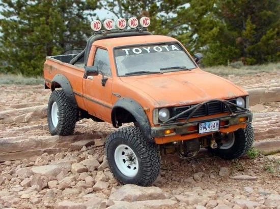 RC4WD Dirt Grabber 1.9 All Terrain Tires — image 4 of 7
