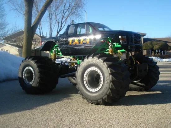 RC4WD B&H Monster Truck Clod Tires &mdash; image 5 of 7