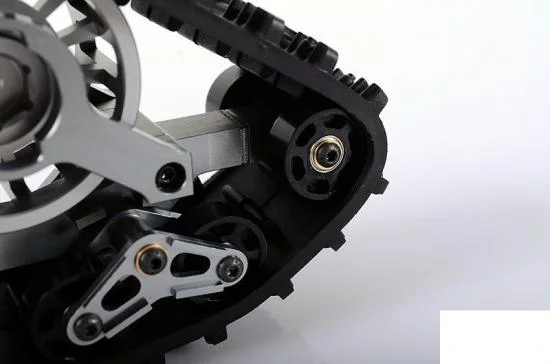RC4WD RazorBack Replacement Predator Rubber Tracks — image 13 of 17