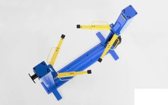 RC4WD 1:10 BendPak XPR-9S Two-Post Auto Lift RC4WD — image 11 of 16